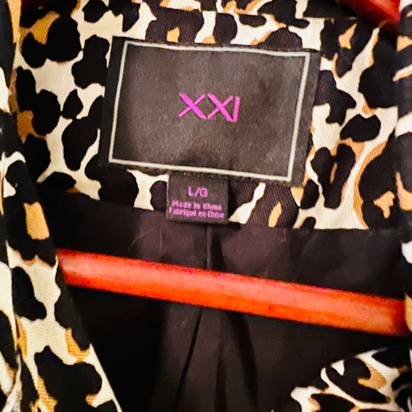 Leopard coat - Picture 4 of 4